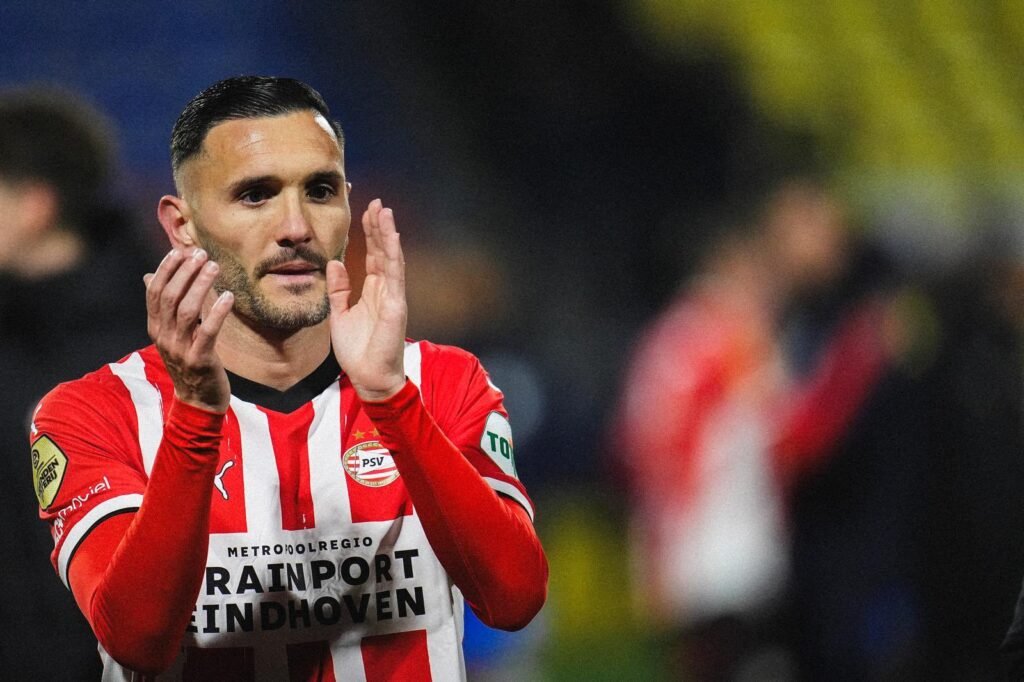 Lucas Pérez está a la espera de resolver su futuro. 