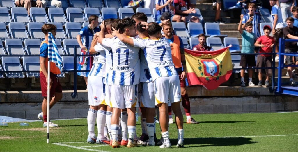 El Recreativo de Huelva consigue su primera victoria frente al Lorca.